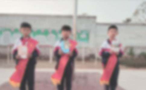 公司员工代表表彰大会发言稿