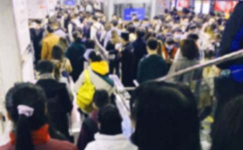 ����ů���ж������鷶��