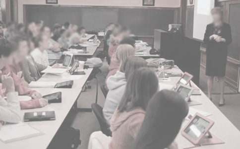 ��ѧ����ѡ��ί���Ը�