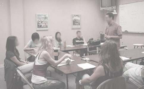 精选大学生自我介绍集锦三篇