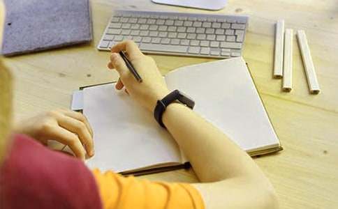 Цè�ռǶ���С�����