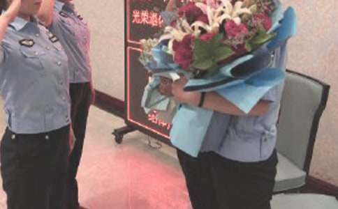 在退休欢送会上的发言稿