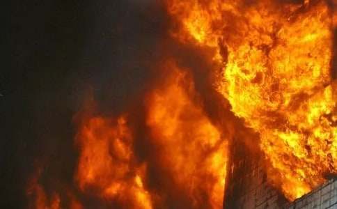 �����������̰�