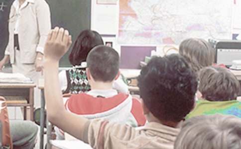 ��ѡ��һѧ�ڽ�ѧ�����ܽ᷶�ļ�����ƪ