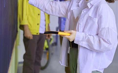 ���ڡ��������ɷ��桷�ĵ����