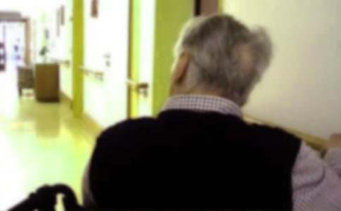 ����Ժ�ĵ����200�֣���ѡ6ƪ��