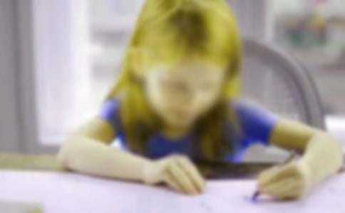 小女孩的自我介绍