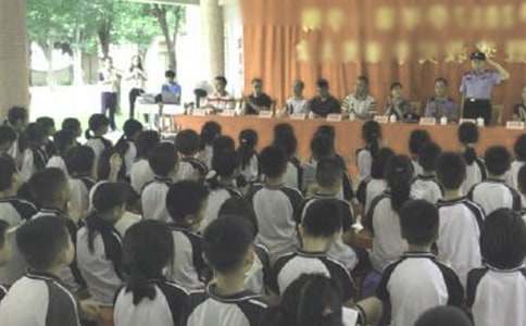 ɢѧ����У�����Ը�