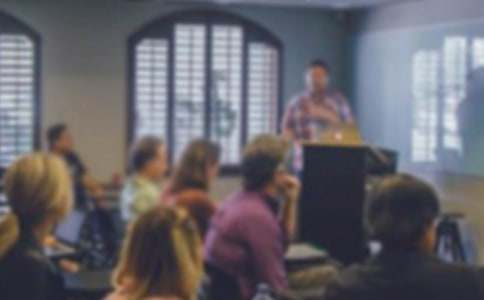 演讲时幽默自我介绍