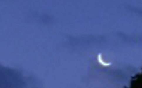 月亮的说说15篇