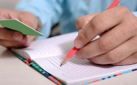 ���ر������е�����3ƪ