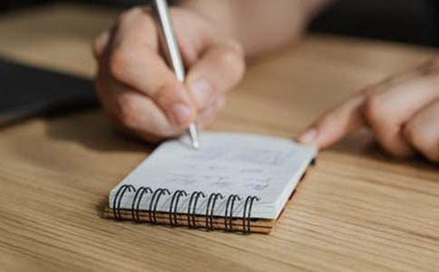 �йػ����������ĺϼ�ʮƪ